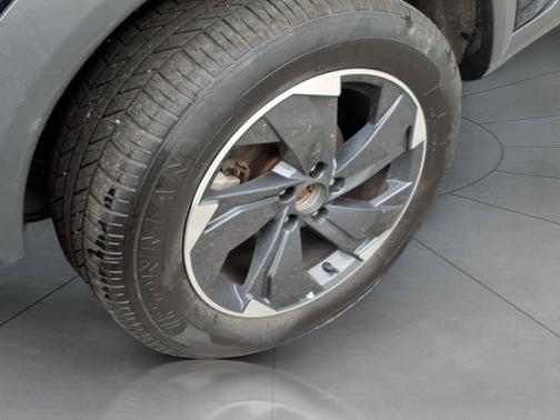 Deep Ocean Blue Pearl 2024 Nissan Rogue SV