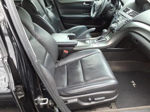 Crystal Black Pearl 2013 Acura TL Technology