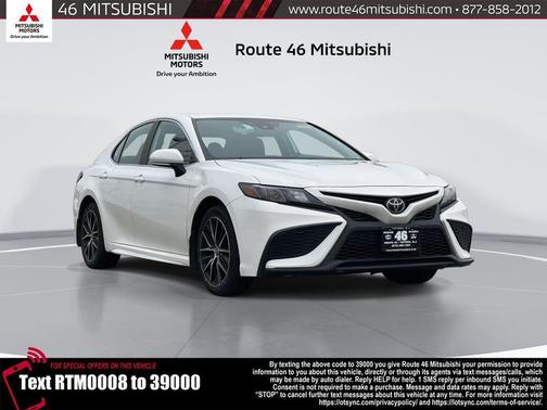 Ice Cap 2024 Toyota Camry SE