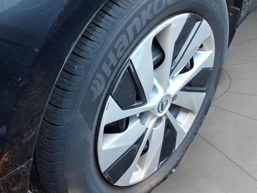 Super Black 2024 Nissan Altima S FWD