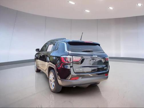 2023 Jeep Compass Latitude Lux