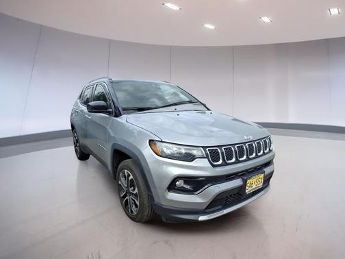 Billet Silver Metallic Clearcoat 2023 Jeep Compass Limited