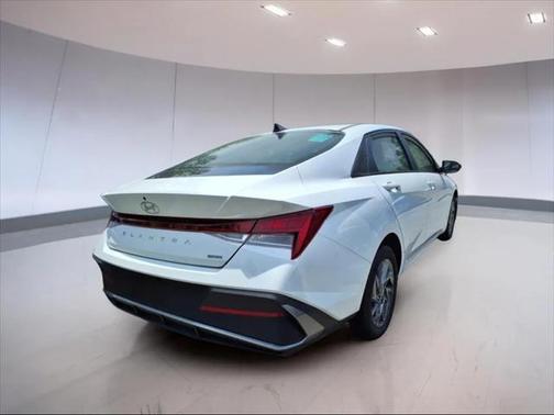 2024 Hyundai ELANTRA HEV Blue