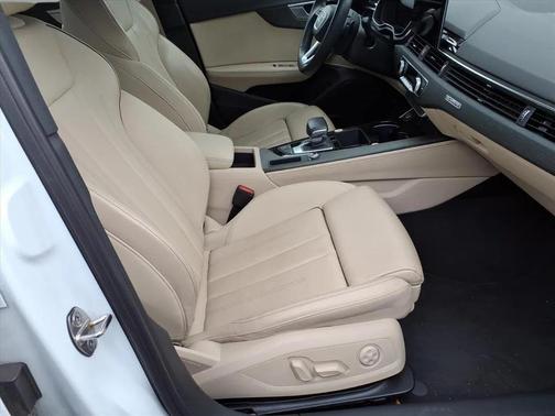 2024 Audi A4 45 S line Premium Plus