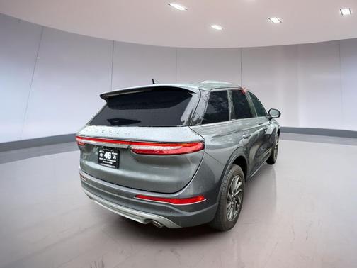 Asher Gray Metallic Clearcoat 2022 Lincoln Corsair Standard
