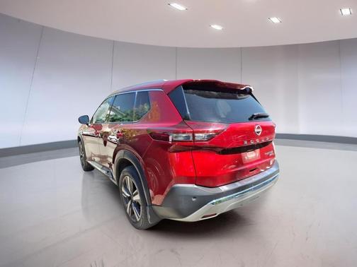 Scarlet Ember Tintcoat 2023 Nissan Rogue Platinum