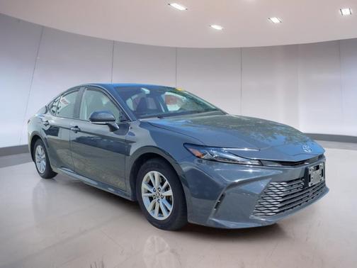 Underground 2025 Toyota Camry LE