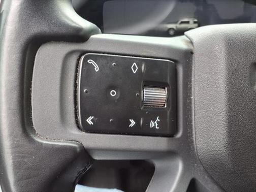 2023 Land Rover Defender 90 X-Dynamic SE