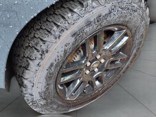 2023 Land Rover Defender 90 X-Dynamic SE