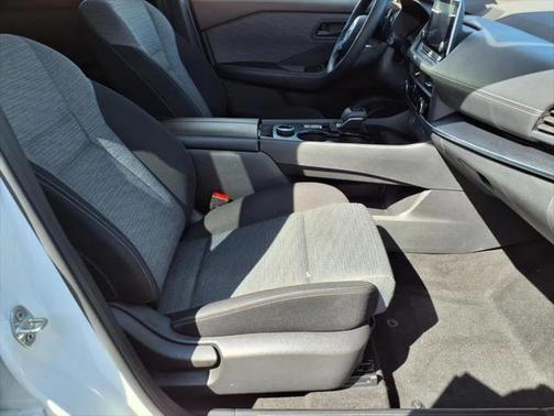 2022 Nissan Rogue S