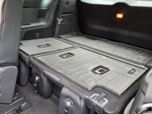 2023 Nissan Pathfinder Platinum 4WD