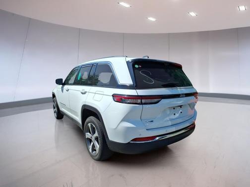 Bright White Clearcoat 2023 Jeep Grand Cherokee 4xe Base