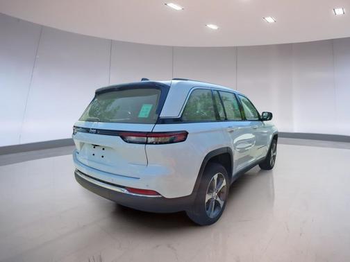 Bright White Clearcoat 2023 Jeep Grand Cherokee 4xe Base