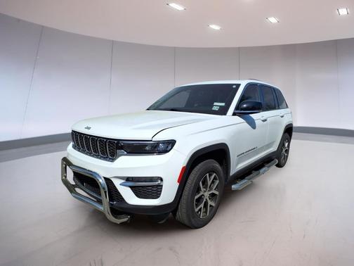 Bright White Clearcoat 2025 Jeep Grand Cherokee Limited