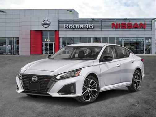 2025 Nissan Altima SR FWD