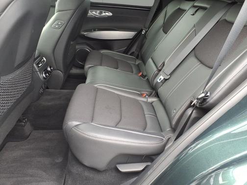 2023 Genesis GV70 2.5T AWD