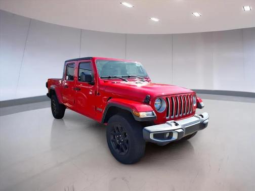 2023 Jeep Gladiator Overland