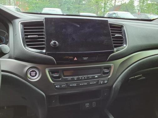2022 Honda Pilot AWD Sport