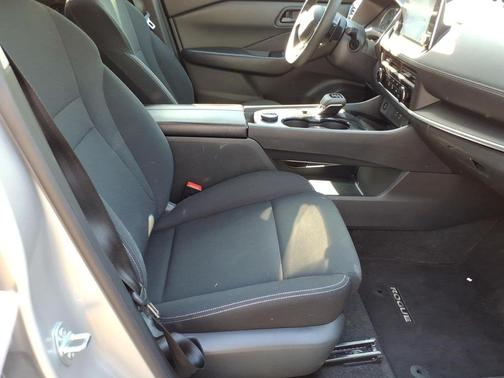 Brilliant Silver 2024 Nissan Rogue S