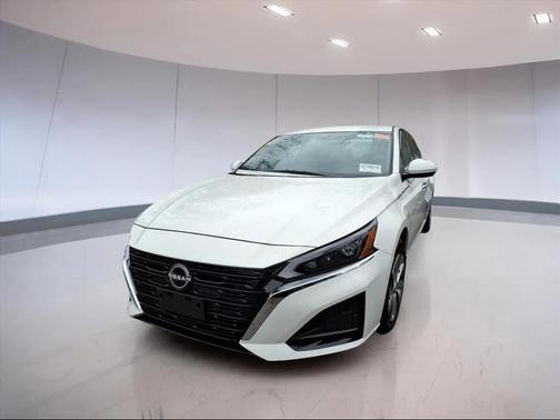 2023 Nissan Altima S FWD