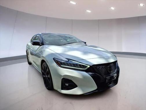 2022 Nissan Maxima SR Xtronic CVT