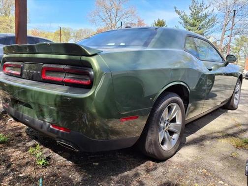 2022 Dodge Challenger SXT