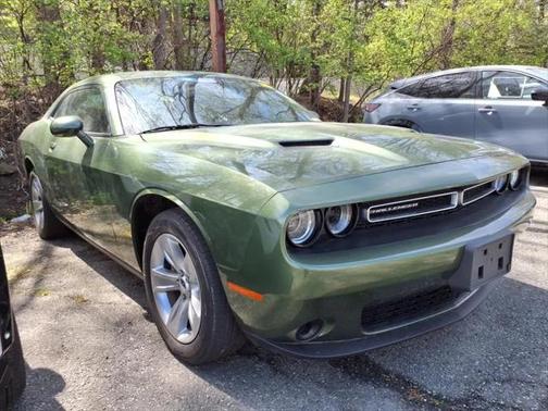 2022 Dodge Challenger SXT