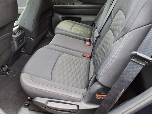 2024 Nissan Pathfinder SV 4WD