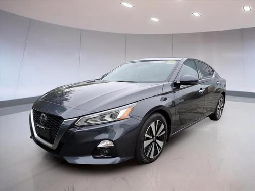 2022 Nissan Altima 2.5 SL