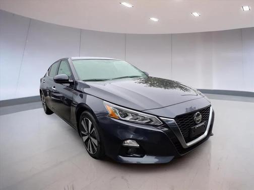 2022 Nissan Altima 2.5 SL