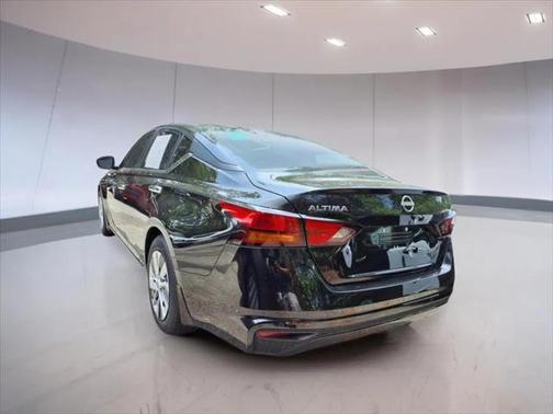 2024 Nissan Altima S FWD