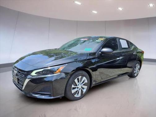 2024 Nissan Altima S FWD