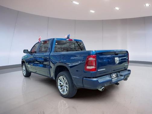 Patriot Blue Pearlcoat 2023 RAM 1500 Laramie
