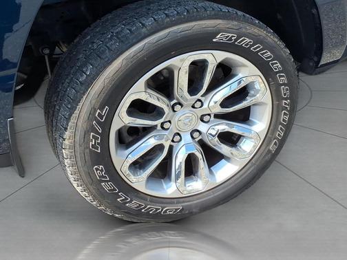 Patriot Blue Pearlcoat 2023 RAM 1500 Laramie