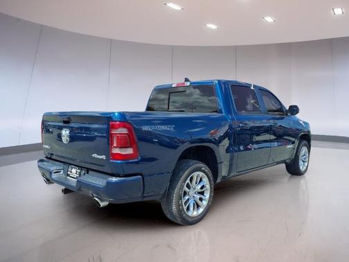 Patriot Blue Pearlcoat 2023 RAM 1500 Laramie