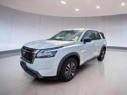 2024 Nissan Pathfinder S 4WD