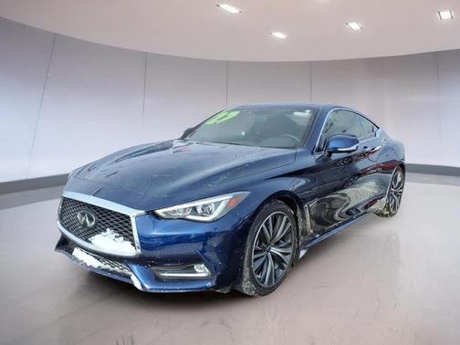 2022 INFINITI Q60 LUXE