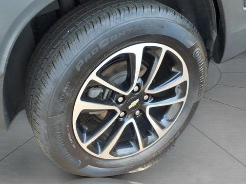Mosaic Black Metallic 2025 Chevrolet Trailblazer LT