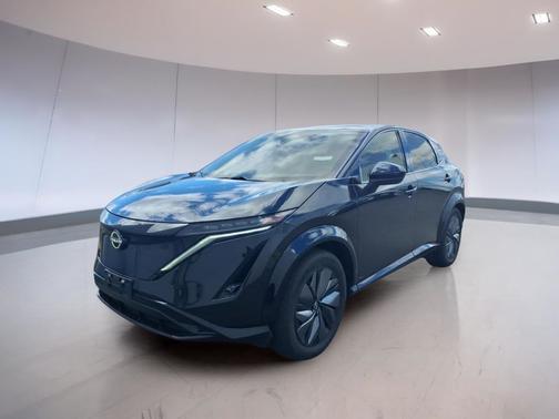 Black Diamond Pearl 2025 Nissan ARIYA ENGAGE+