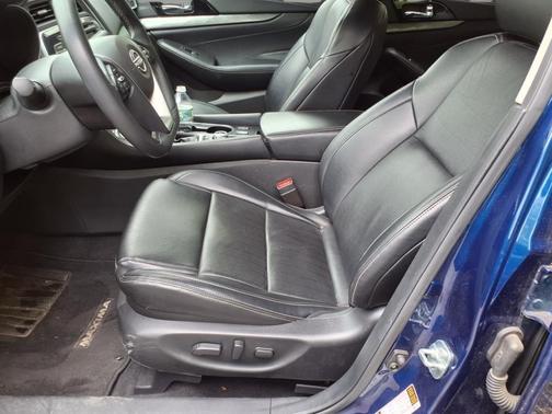 2023 Nissan Maxima SV Xtronic CVT