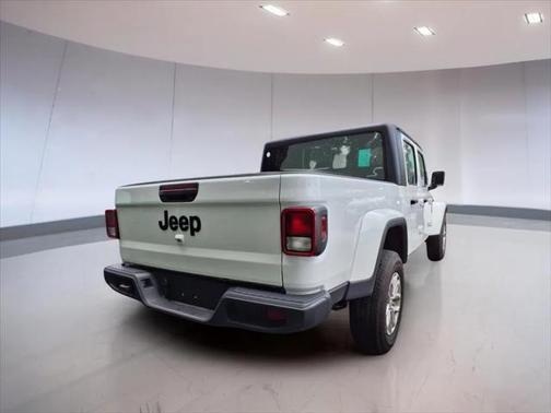 2023 Jeep Gladiator Sport S