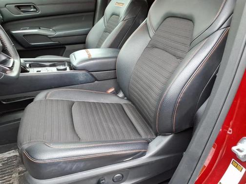 2023 Nissan Pathfinder Rock Creek 4WD