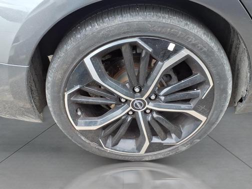 2023 Nissan Altima SR FWD