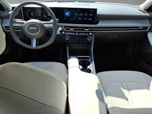 Aero Silver 2024 Hyundai SONATA SEL