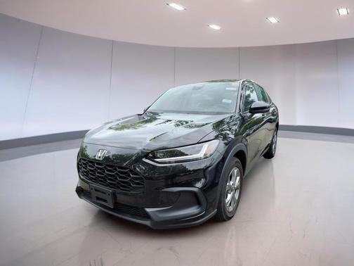 Crystal Black Pearl 2023 Honda HR-V LX