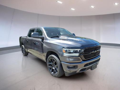 Granite Crystal Metallic Clearcoat 2023 RAM 1500 Laramie