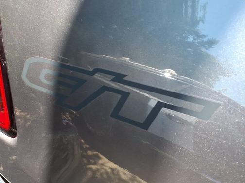 Granite Crystal Metallic Clearcoat 2023 RAM 1500 Laramie