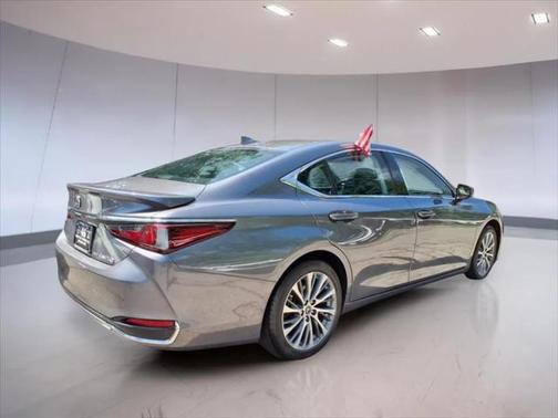 2021 Lexus ES 250 Base