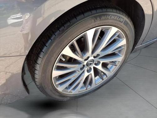 2021 Lexus ES 250 Base