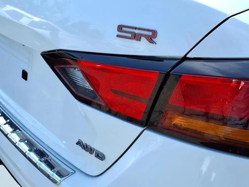 2023 Nissan Altima SR Intelligent AWD